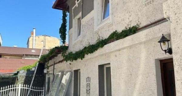 Victoriei-adiacent! imobil P+2