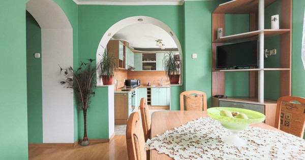 Casă spațioasă cu 4 dormitoare în Nădlac – gata de...