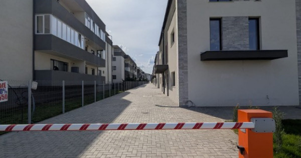 Casă tip duplex cu 4 camere de vânzare în Florești, Comision 0