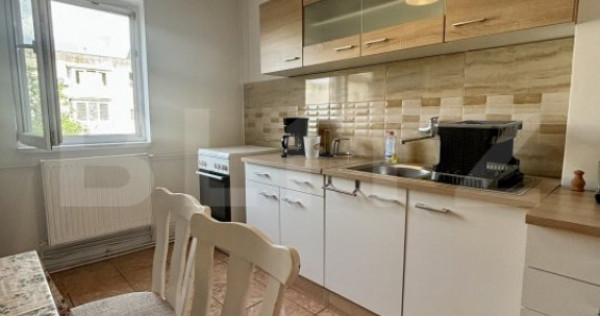 Apartament de vanzare, total decomandat, cu 4 camere, 79 mp,