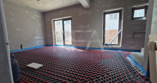 Duplex aproape de mijloacele de transport în cartierul Săl