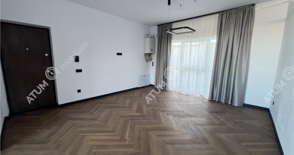 Apartament de 3 camere cu balcon si 2 locuri parcare zona Tu