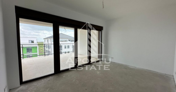 Penthouse cu 3 camere si terasa de 30 mp, finisaje la ale...