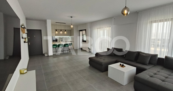 Penthouse de lux de vanzare 4 camere în Sebes