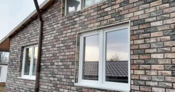 Blitz va ofera spre vanzare casa cu 3 camere in Curtici