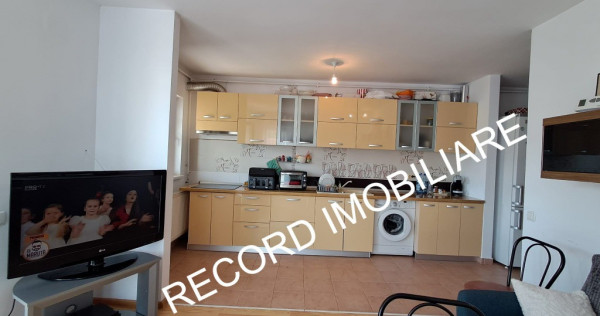 Apartament 3 camere 55 mp+Terasa 25 mp str.Stejarului Floresti