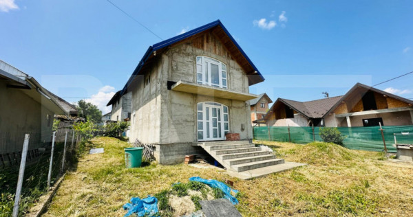 Casa de vanzare, cu 3 camere, moderna, zona Dumbrava