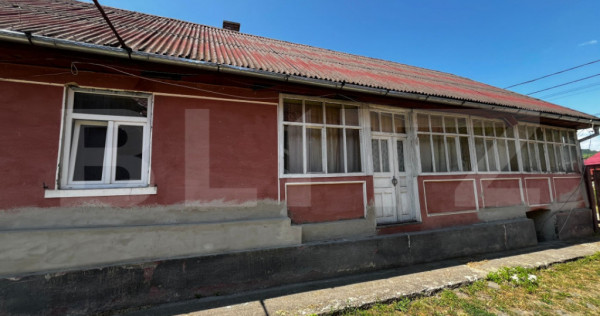 Casa de vanzare, 140 mp, 3300 mp teren, la 25 km de Bistrita