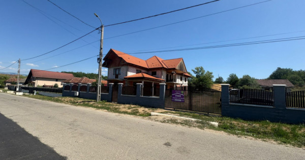 Casă P+1 *teren generos* - Sat Rasova - Bălești