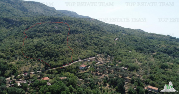 Teren de in Bar Muntenegru