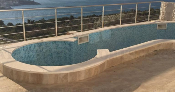 Vila de in Bar Muntenegru