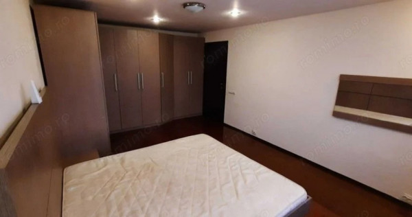 2 camere in zona Lipovei