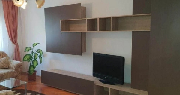 1 camera in zona Lipovei