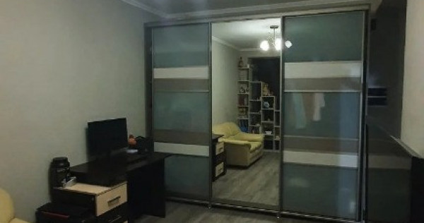 1 camera in zona Centrala