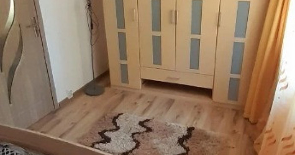 2 camere in zona Complexului Studentesc