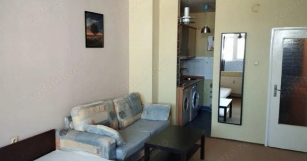 1 camera in zona Centrala