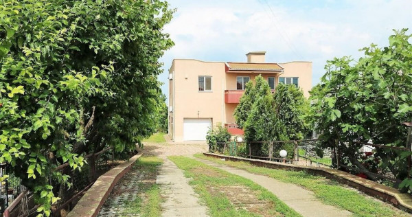 Ovidiu - Str. Nationala, Vila P+1E, teren 1094 mp, vedere...