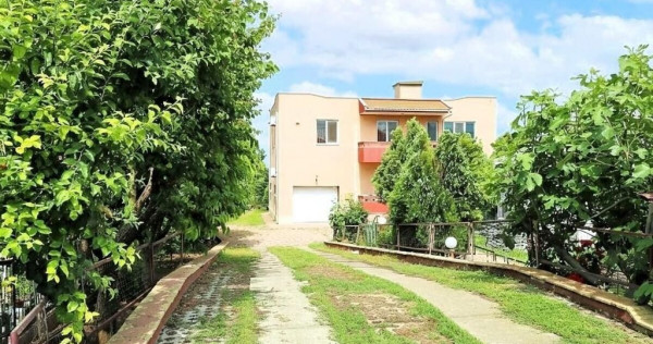 Ovidiu - Str. Nationala, Vila P+1E, teren 1094 mp, vedere...