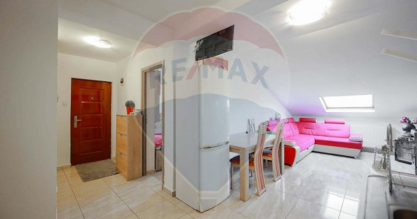 De vânzare apartament cu 3 camere, Rogerius, Oradea
