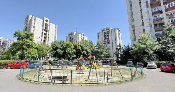 Zona Onix | Blocurile "cu stalp"