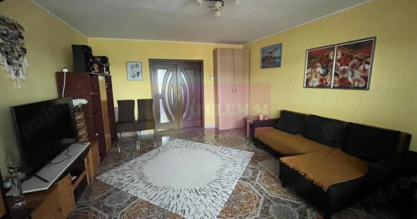 Vanzare apartament 3 camere Unirii-Carrefour