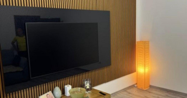 Apartament 2 camere, decomandat - zona Cristian