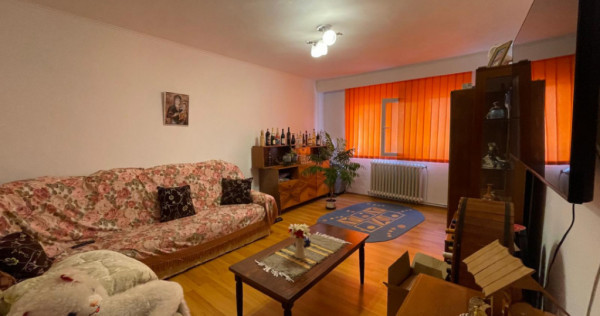 Apartament 3 camere spatioase, usor accesibile, zona linisti