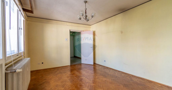 Apartament de vanzare, 3 camere, 62 mp, zona Gheorgheni