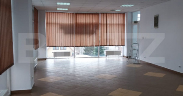 Spatiu comercial, 110 mp, etajul 1, vitrina, zona Burdujeni
