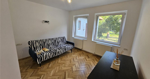 Apartament 2 camere in casa cu gradina CENTRU