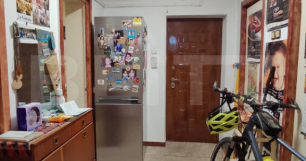 Apartament spațios cu 3 camere, Cornisa