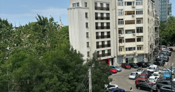 Apartament 4 camere - Strada Vasile Lascar