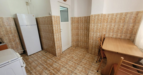 Apartament 2 camere, Aleea Plopilor, zona 9 Mai