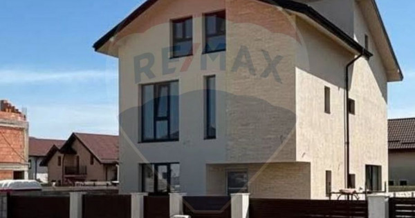 Casa de vanzare cu 5 camere și curte &ndash; Bragadiru