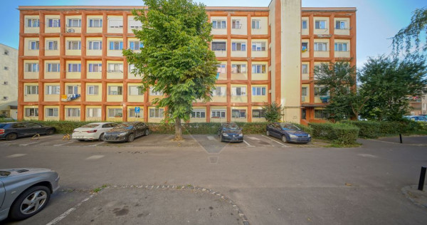 COMISION 0%! Camera de camin în zona Tractorul