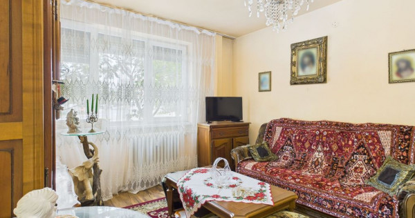 Apartament cu 3 camere la parter, zona Gării