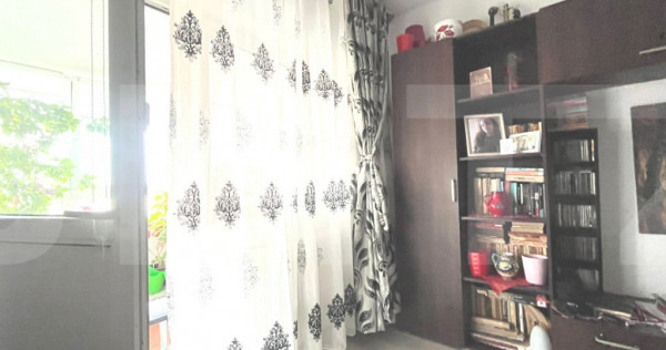 De v&acirc;nzare &ndash; Apartament 2 camere, ultra-central, Botoșan