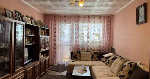 2 cam, 51 mp, etaj 7, fara imbunatatiri, str. Corrnisei