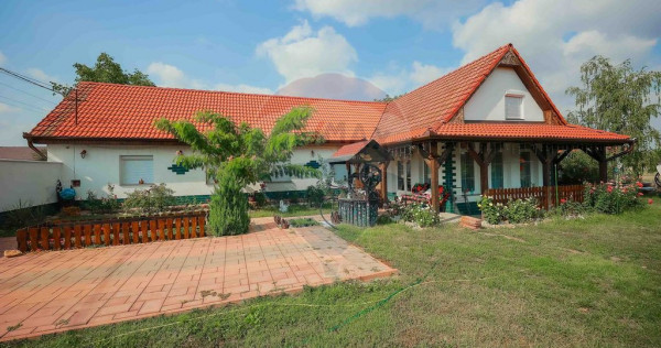 De vânzare Casă tradițională, la doar 20 de minute de...