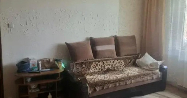 Apartament 2 camere, semidecomandat, balcon, zona Noua!