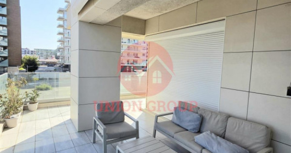 Apartment 2 Camere cu Terasa Spectaculoasa si Vedere Frontal