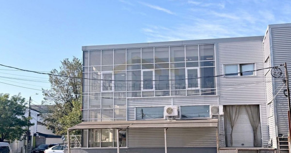 Spațiu comercial pretabil Supermarket / Retail / Showroo...