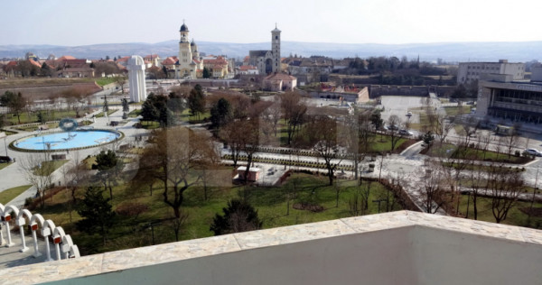 Apartament cu vedere spre Cetatea Alba Iulia-perfect pentru