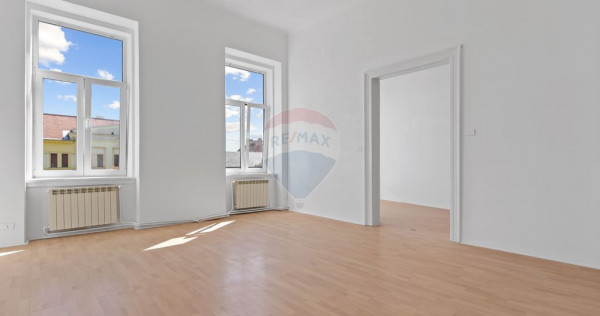 Spațiu cu destinatii multiple, zona centrala- prima inch...