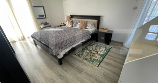 Casă 3 dormitoare, 2 bai, garaj dublu