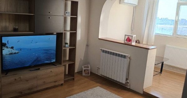 Apartament cu 2 camere in Micro 18