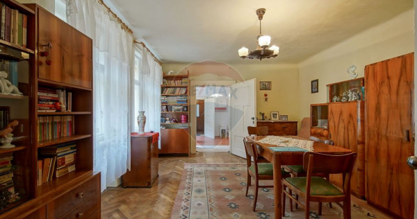 Apartament cu potențial deosebit, pe str. Republicii –...