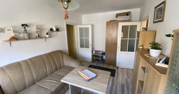 Apartament 2 camere etaj intermediar zona Gemenii