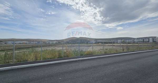 De vanzare teren industrial cu PUZ aprobat