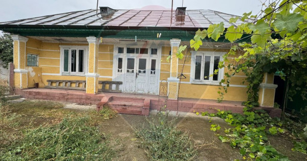 Casă / Vilă cu 3 camere în Răchitosu